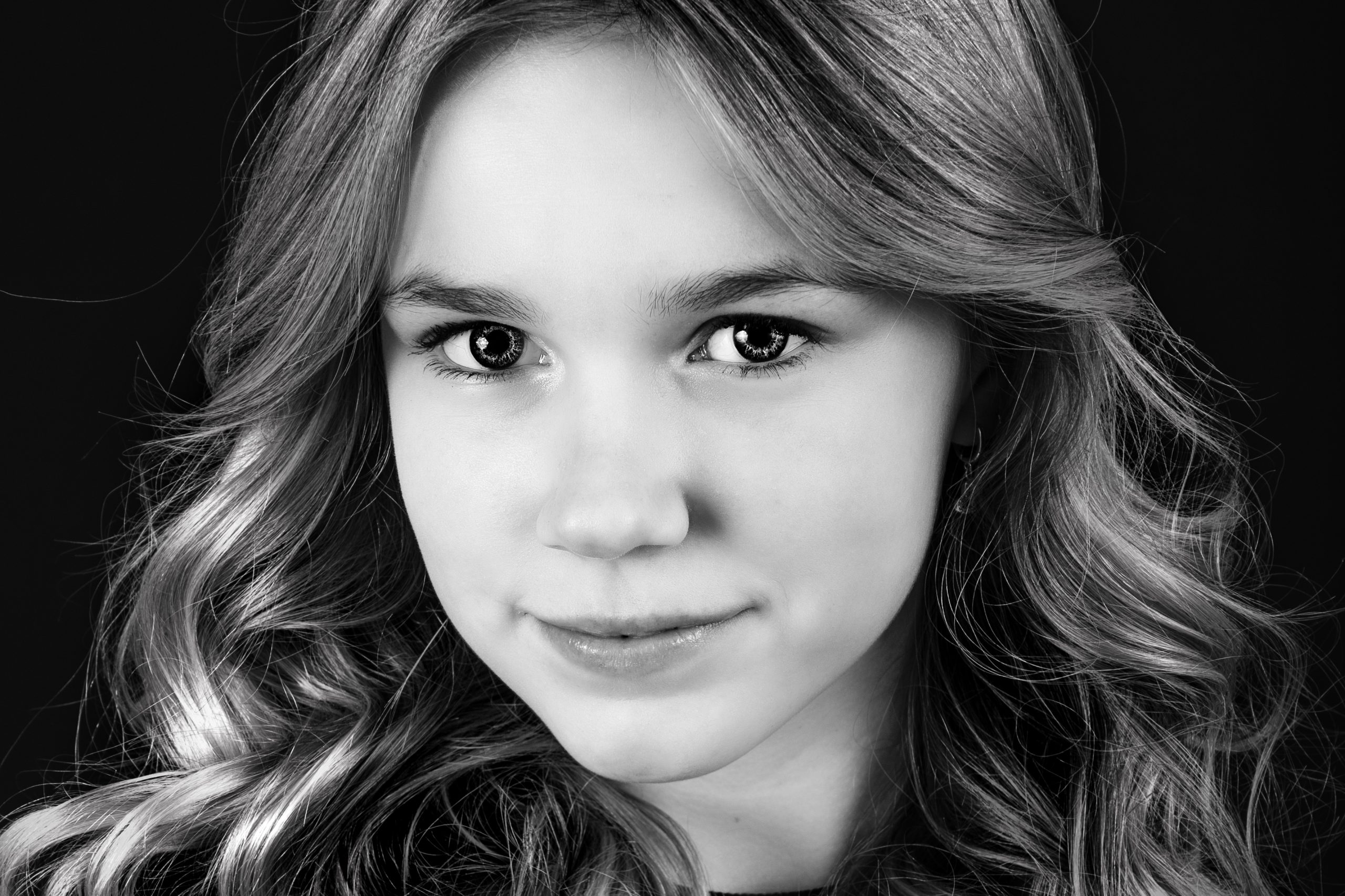 Model tijdens een portfolioshoot in de studio in Culemborg