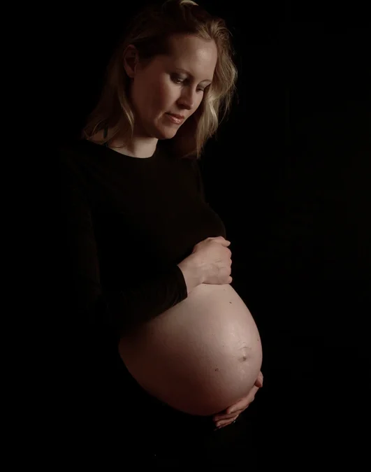 Zwangerschapsshoot samen met je partner en kinderen